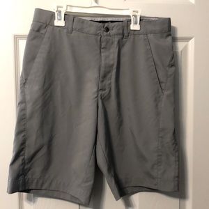 Callaway men’s golf shorts